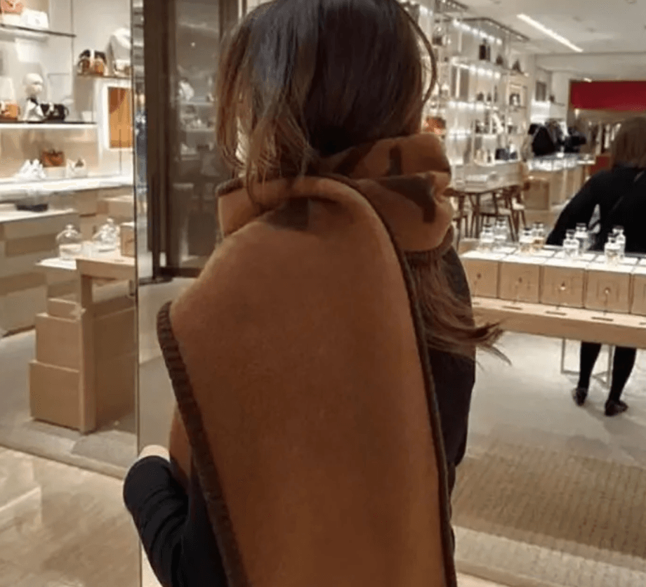 LV Scarf