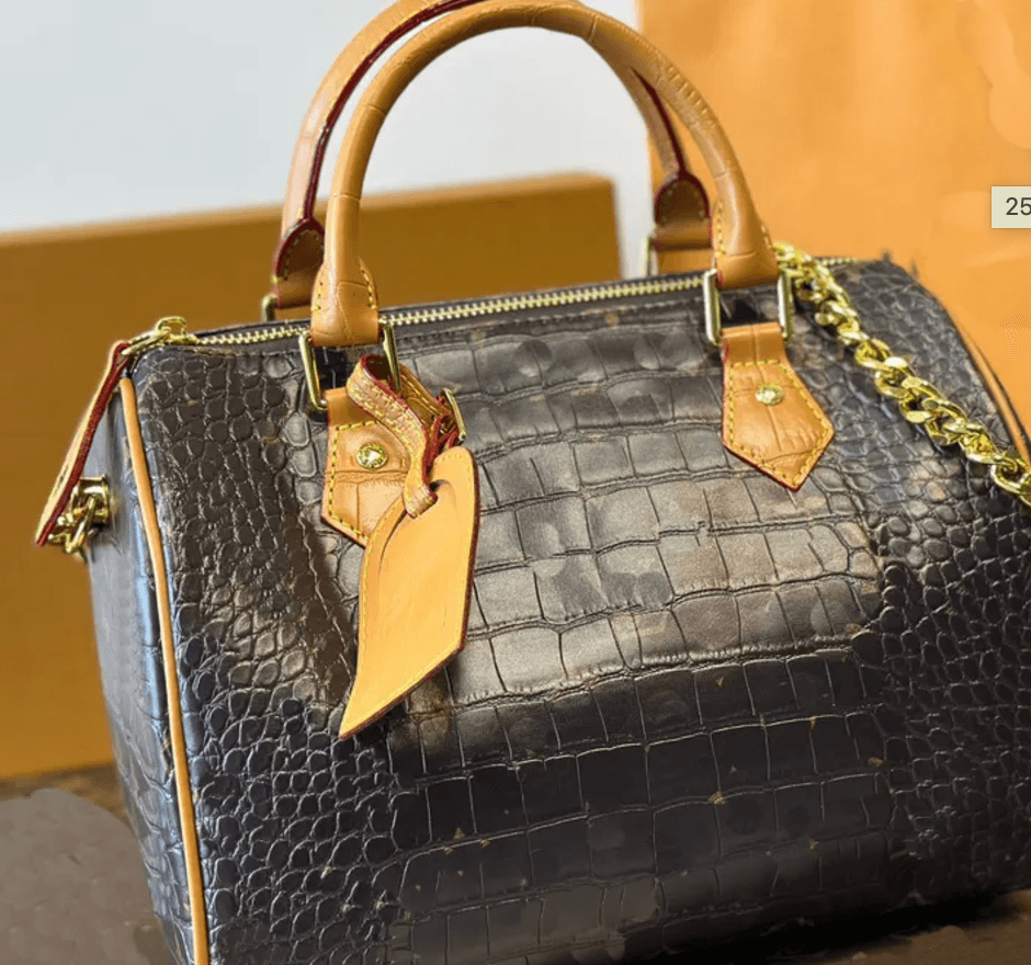 LV Crocodile 