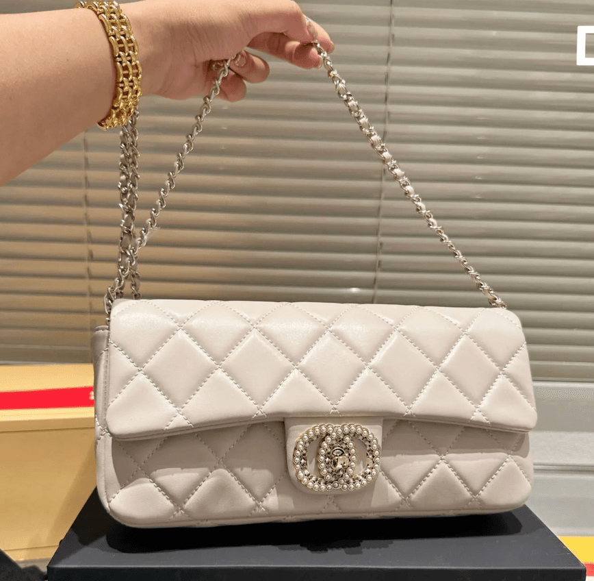 White Chanel