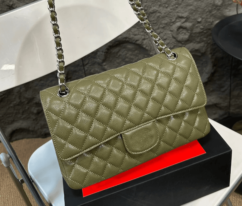 Oliv green chanel (love this bag!!)