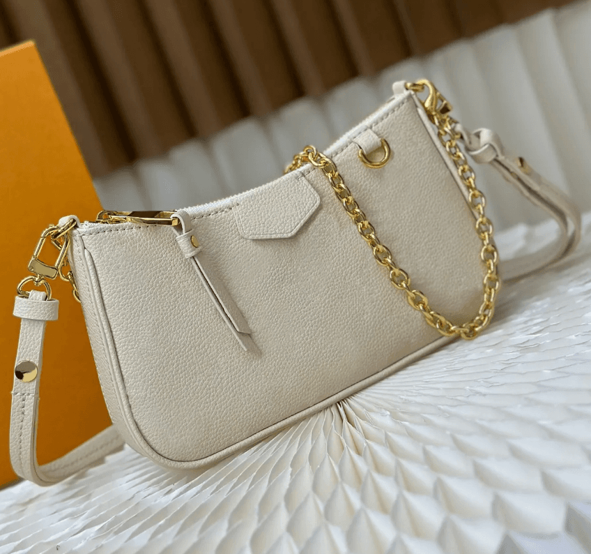 LV Purse