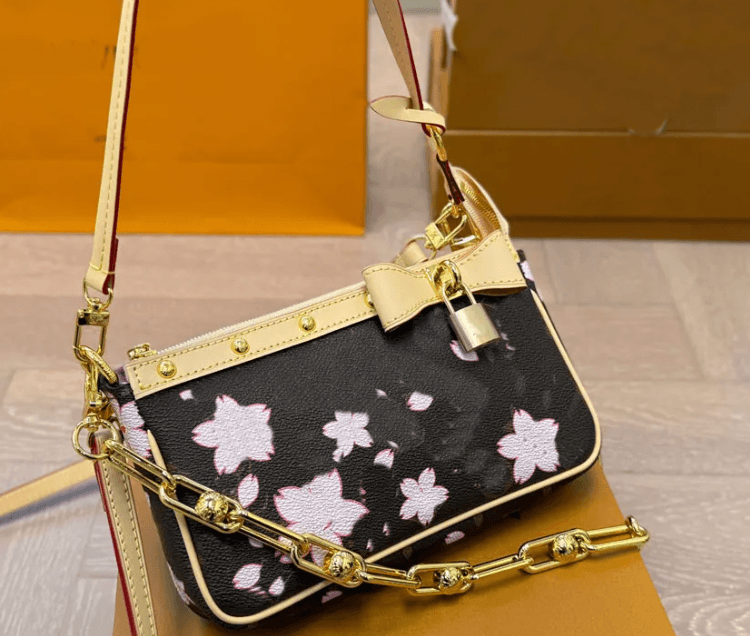 LV Murakami