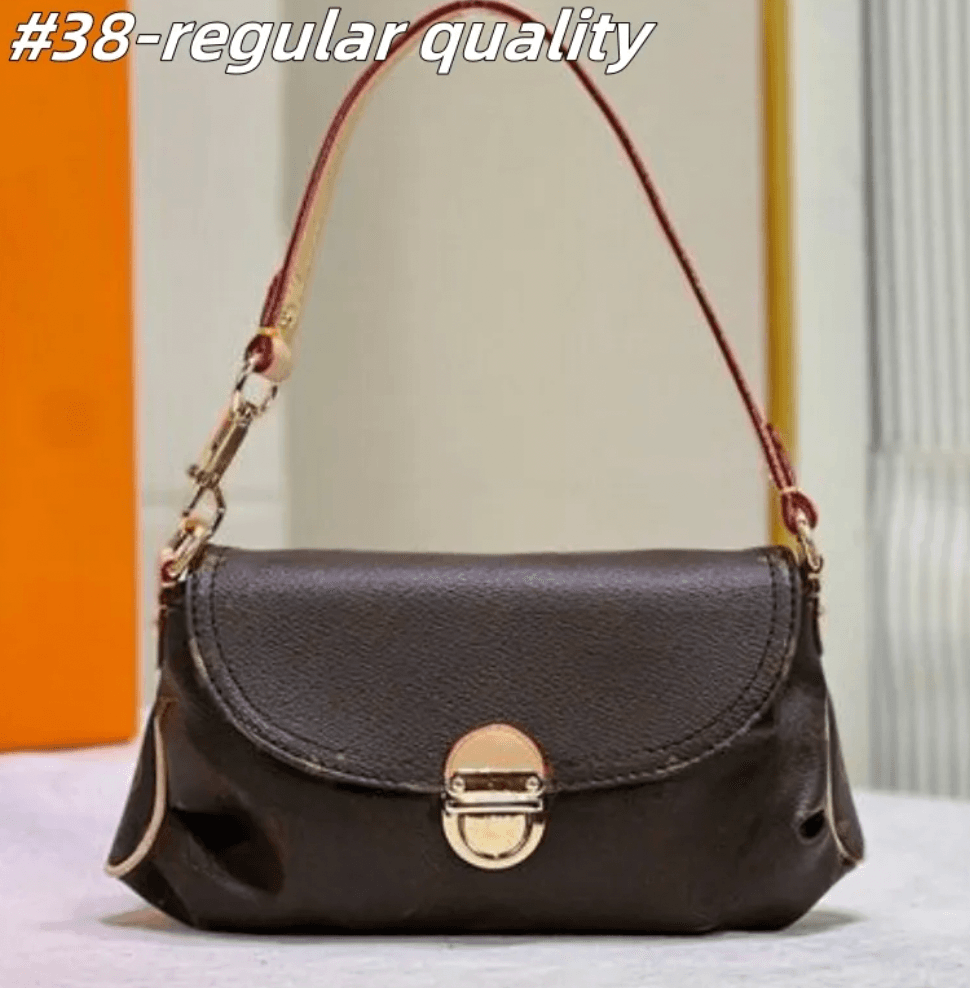 LV Pochette