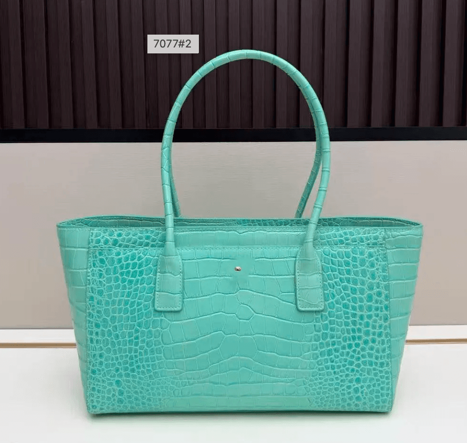 Chanel (best bag ever!!!)