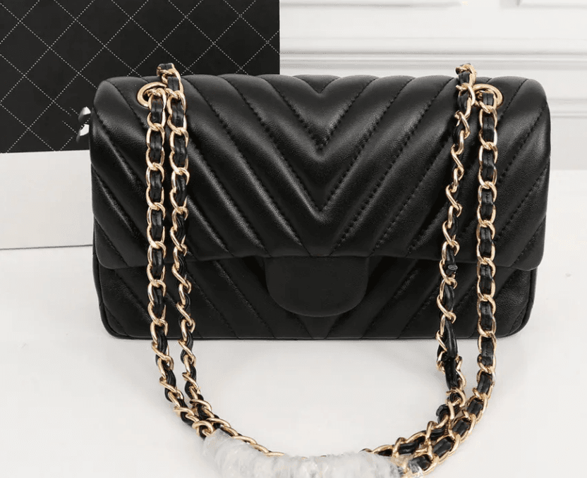 Chanel (classic flap)